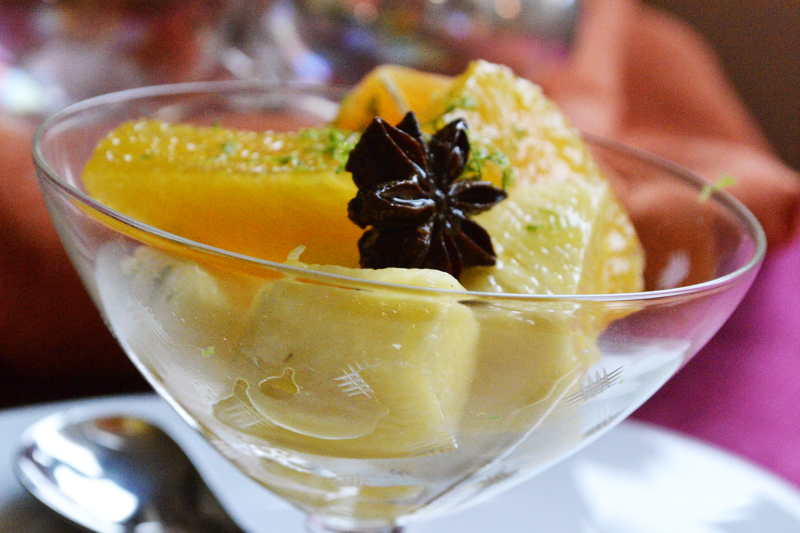 ANANAS MARINATO CON AGRUMI