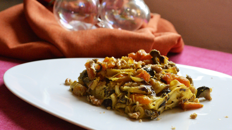 TAGLIATELLE PASTICCIATE CON MASCARPONE,  RADICCHIO ROSSO, ZUCCA E FUNGHI