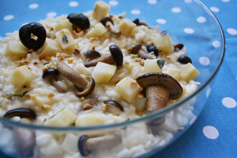 RISOTTO CON SEDANO RAPA, FUNGHI E NOCCIOLE