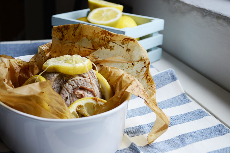 ARROSTO DI VITELLO AL PROFUMO DI LIMONE, CON FAGIOLINI E SALSA AL BASILICO
