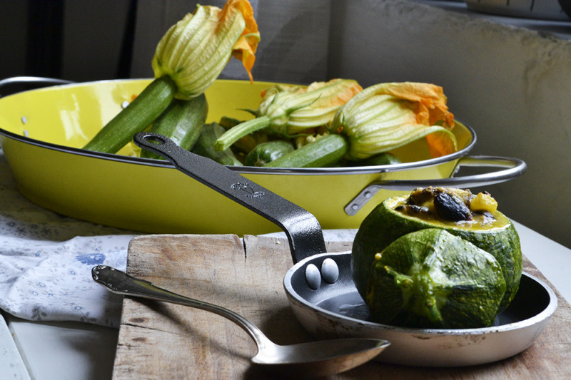ZUCCHINE RIPIENE CON FUNGHI E PATATE