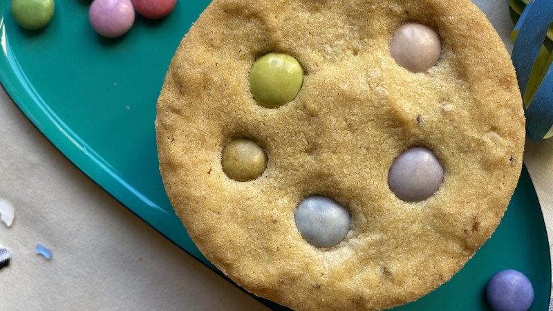 COOKIES GIGANTI CON SMARTIES