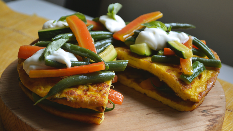 DOPPIA FRITTATA FARCITA CON VERDURE E STRACCHINO